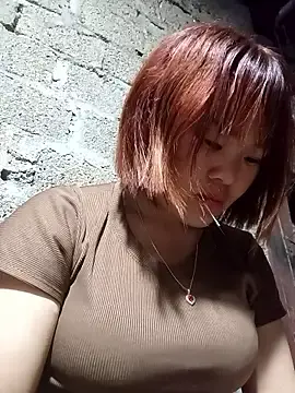 sukabae00のStripchatでライブポルノ配信