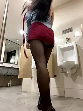 xiao-LinのStripchatでアダルトカメラ配信