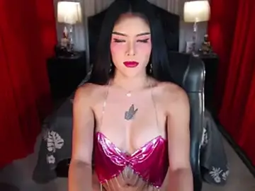 BigCockGODDESSのStripchatでライブチャット