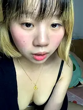 zhaomosheng125216のStripchatで今すぐ視聴可能なセックスカム