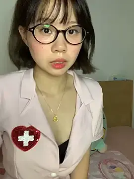 zhaomosheng125216のStripchatで今すぐ視聴可能なセックスカム