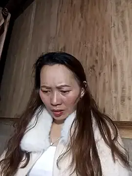 BianlyのStripchatでセックスチャット