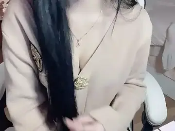 keelinnn19のStripchatでアダルトカメラ配信