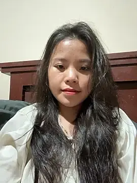 Bella_7777のStripchatでアダルトカメラ配信