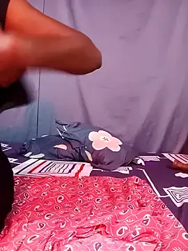 Reshma_jayのStripchatでアダルトカメラ配信