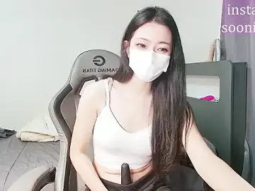 sooniloveのStripchatでアダルトビデオチャット