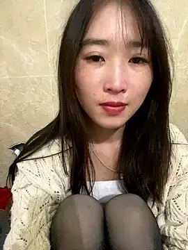 oneyou_400のStripchatでアダルトカメラ配信