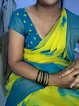 Telugu-Rowdy-pillaのStripchatで今すぐ視聴可能なセックスカム