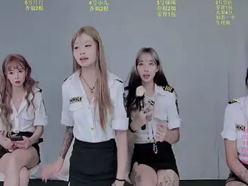 RXT-02のStripchatで今すぐ視聴可能なセックスカム