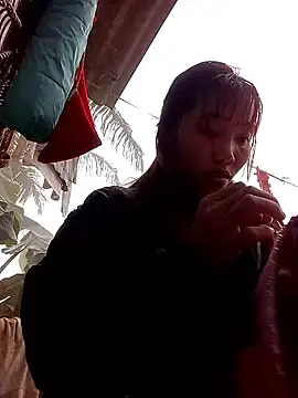 adbosa_00のStripchatで今すぐ視聴可能なセックスカム