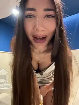 lean_lie8のStripchatでライブポルノ配信