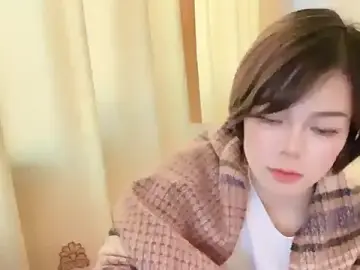 Linda-LLのStripchatでヌードカメラ