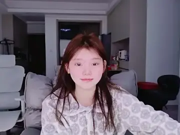 yang-yang-yangのStripchatでライブセックス映像