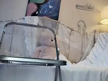 kiraa-0051のStripchatでライブチャット