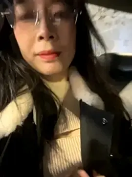 yourkeerのStripchatで高画質ウェブカメラ