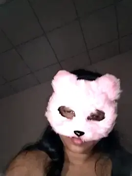 Sudubeby2410のStripchatで無料ライブポルノ