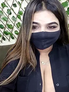 Bold-CatのStripchatで無料ポルノカメラ