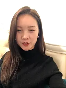 Mile-mのStripchatで高画質ウェブカメラ