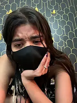 Sexykhushi041のStripchatでライブチャット