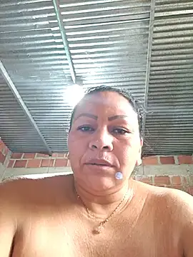 Dirty_CandyのStripchatでセックスカメラ