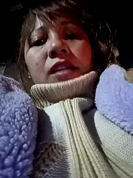 Mini66666のStripchatでライブポルノ配信