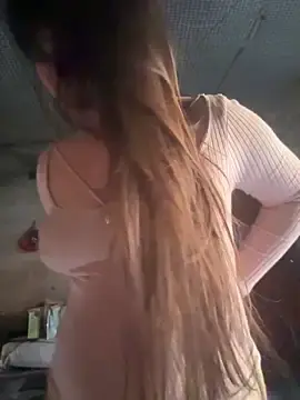 chenyu0308のStripchatでアダルトカメラ配信