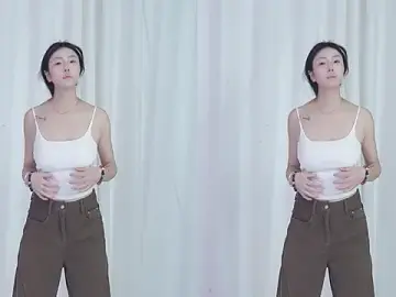 YC-18girlのStripchatで今すぐ視聴可能なセックスカム