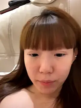 D-033のStripchatでアダルトビデオチャット