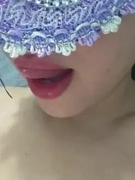 girldam95のStripchatでセックスカメラ