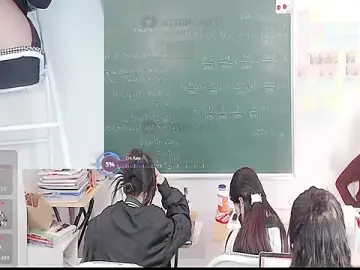 _Math_のStripchatで人気のアダルト配信