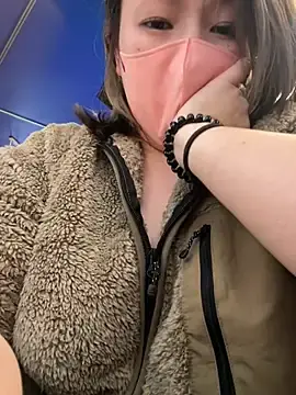 annna_annna_2024のStripchatでセックスチャット