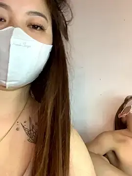 helo-kittyのStripchatで無料ライブポルノ