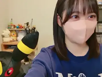 HIKARI_x0のStripchatでプライベートチャット